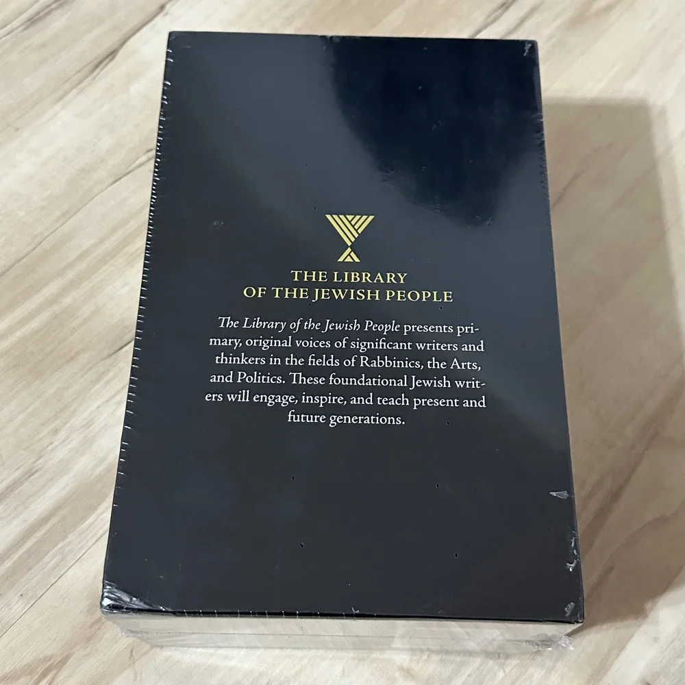 The Collected Works of Rabbi Yitzhak HaLevi Herzog - 2 volume set New Sealed Box